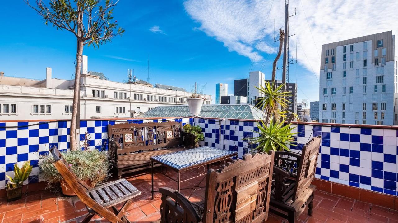 Apartamentos El Pintor Barcelona Exteriör bild