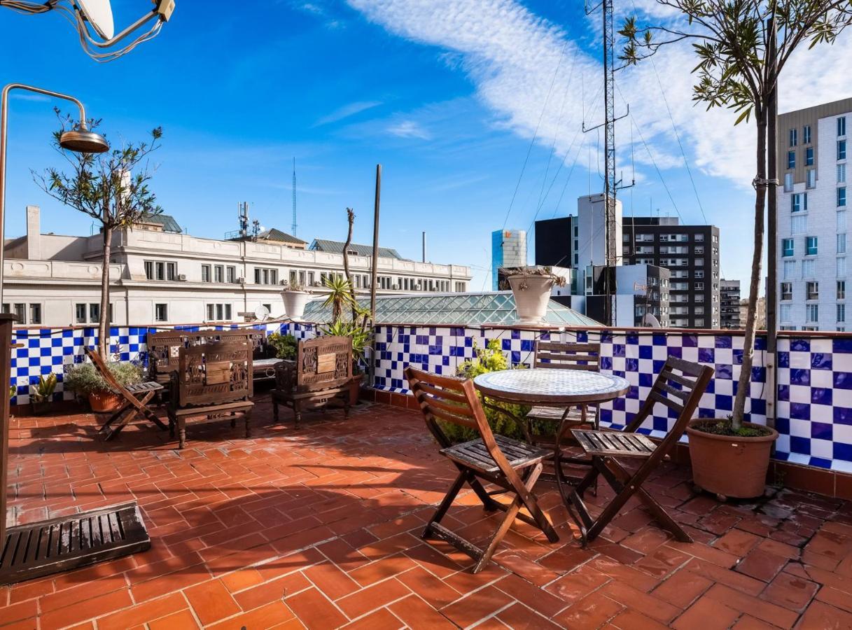 Apartamentos El Pintor Barcelona Exteriör bild