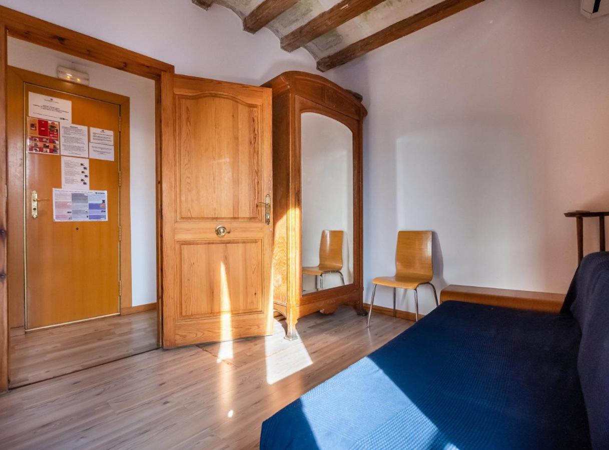Apartamentos El Pintor Barcelona Exteriör bild