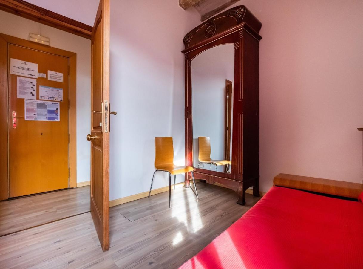 Apartamentos El Pintor Barcelona Exteriör bild