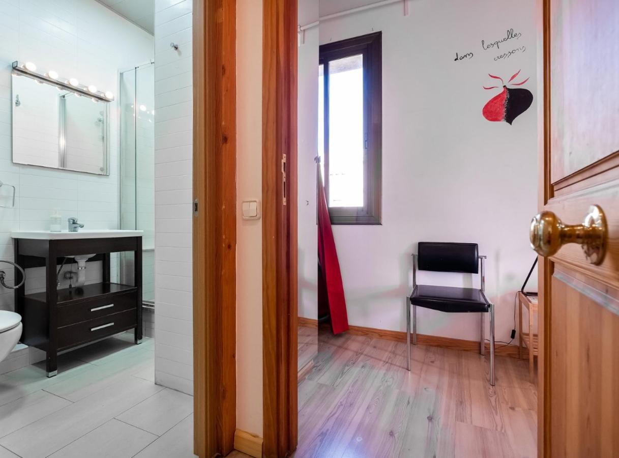 Apartamentos El Pintor Barcelona Exteriör bild